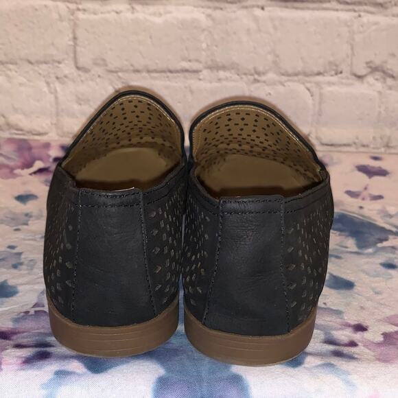 Franco Sarto Faryn Suede Black Loafer - Picture 4 of 9